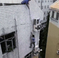 艺高人胆大|搞笑GIF:艺高人胆大,这才是信任