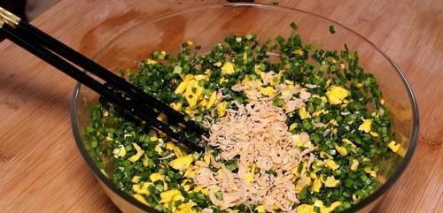  鸡蛋|韭菜鸡蛋饺子馅怎么调？关键放什么调料，很多人不知，难怪不鲜香