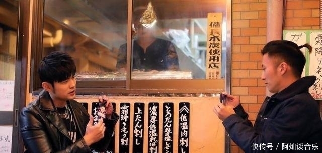  王菲|谢霆锋参加节目与周杰伦畅聊，谈及喜欢王菲的原因，是她很单纯