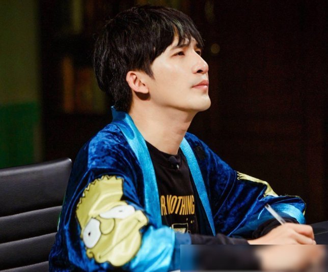 说实话|大张伟才是最真实的明星人人都觉得黄磊做饭好吃,唯独他敢说实话