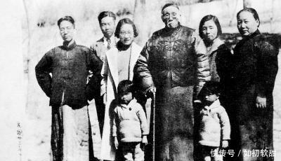 讲课|民国狂人评价: 陈寅恪讲课一块钱 沈从文只值一分钱?