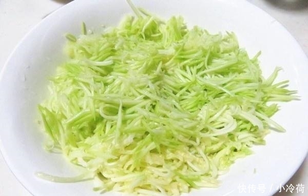 回味|这块小饼当早餐,家人吃1次回味3天,简单好做,成本实惠,好吃