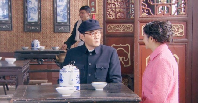 当皇帝|溥仪娶了自己喜欢的妻子，为何婚后却不敢与妻同眠？