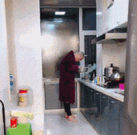  GIF|搞笑GIF：看到最后我就放心了！