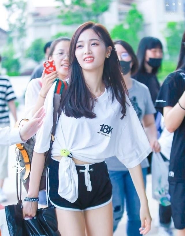 科目|解散后的火箭少女们如何?吴宣仪科目1未过,杨超越:你也太弱了