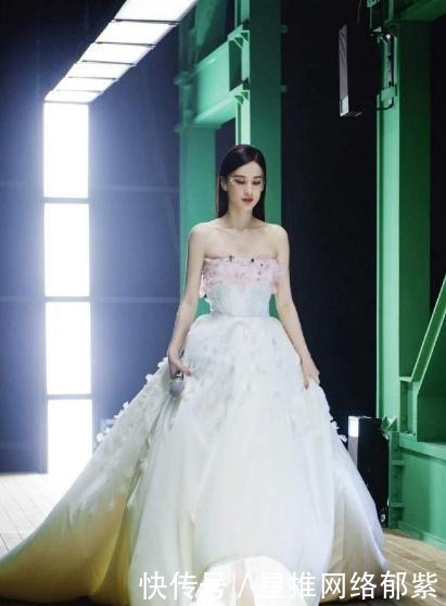 黄圣依|黄圣依直言没赢过好讽刺?只有宁静敢说:混到今天不容易不能瞎整