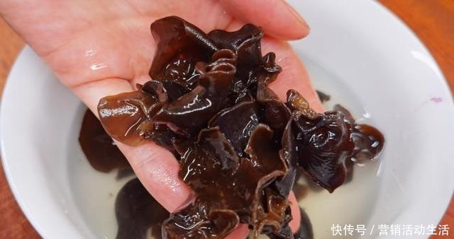 蔬菜|秋天,这两种蔬菜是绝配,一个补铁一个补维C,简单一拌,超好吃