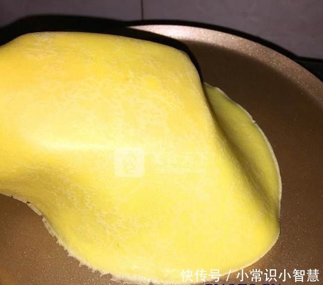 简单|草莓千层蛋糕，一口锅就能做，做法简单，营养美味！