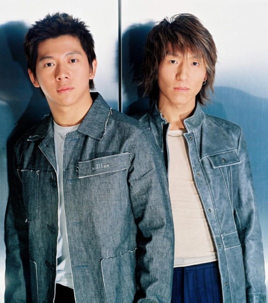 父亲|“一指禅女王”陨落记