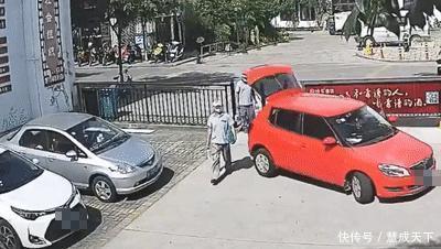  驾驶员|匪夷所思！驾驶员倒车，把自己卷进车底，现场惊心动魄