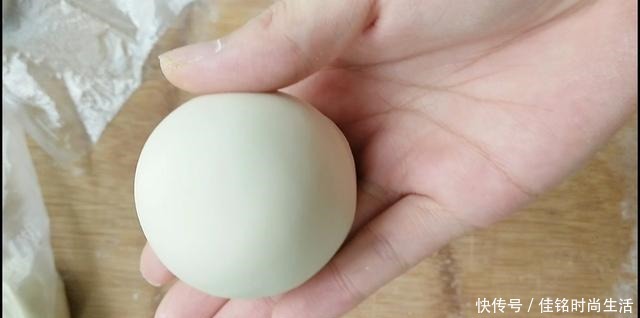 浓浓|戗面馒头的做法,一层一层撕着吃,浓浓面香味,越嚼越香