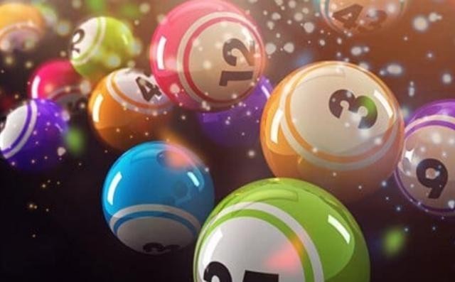 格洛弗|两焊工合伙买彩票中2800万立马平分，领奖时放弃1000多万