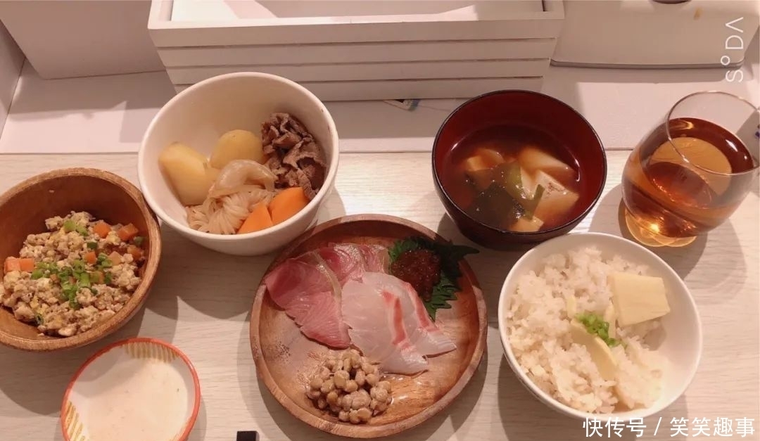 走红|日本16岁女生的独居生活,通过三餐晒照走红,网友看后直呼羡慕了