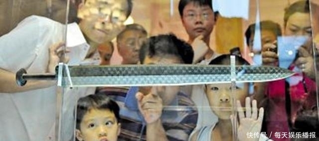 价值|农民一锄头挖出“国之重宝”, 有2000多年历史, 专家说: 这不可能