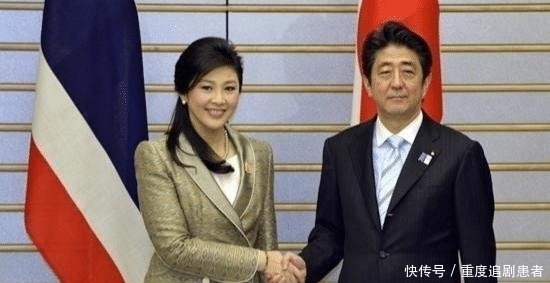 奥巴马|英拉接见各国领导人 与前几位都很正常, 到奥巴马这很不一样!