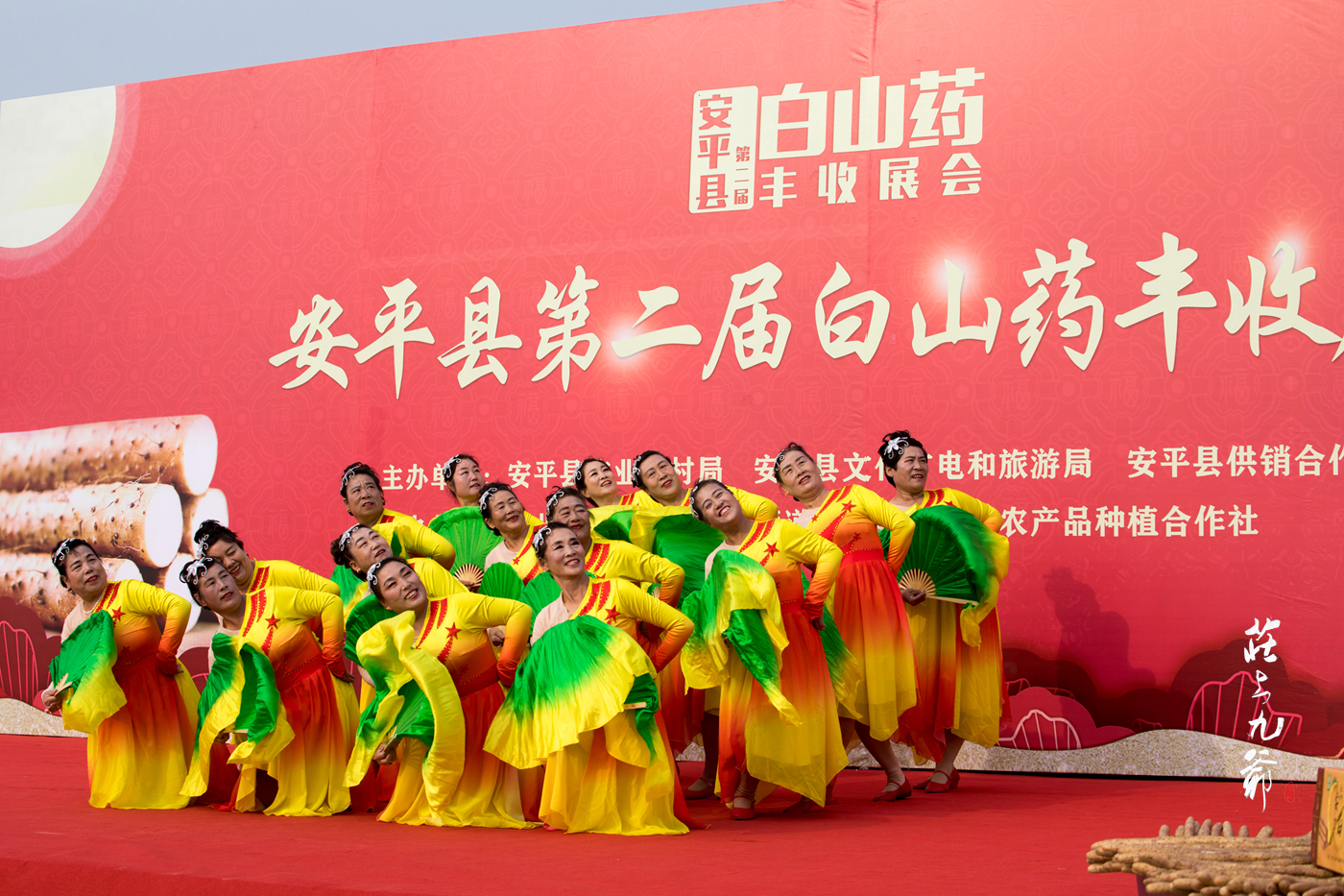 如今|昔日宰相家的美食 如今穿在了网红身上 脱下来还能吃