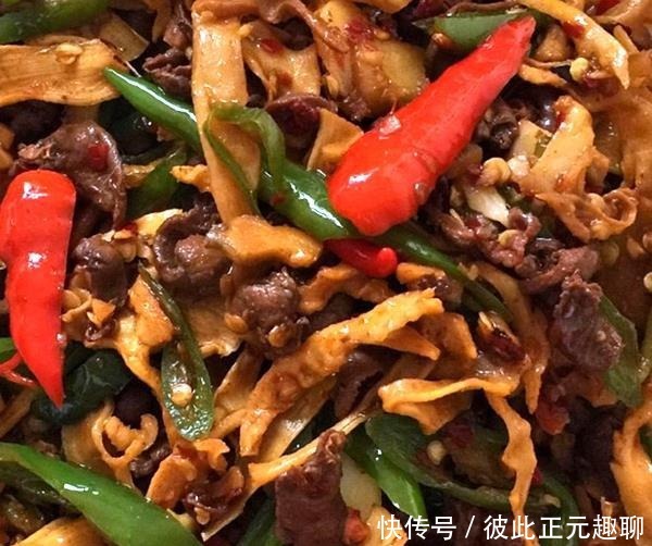 每次|吃上去酱香浓郁、又麻又辣的硬菜,太好吃,每次都要吃掉几大盘!