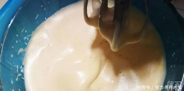 宝宝|入秋后,妈妈做的这款小蛋糕火了,宝宝特别爱吃,完全吃上瘾了