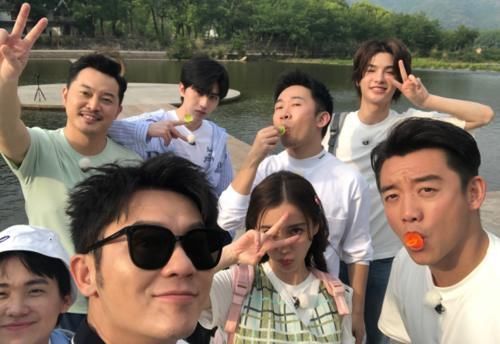  拍卖品|《跑男》兄弟团曾经许下的承诺都兑现了吗杨颖鹿晗已完成，郑恺李晨难做到