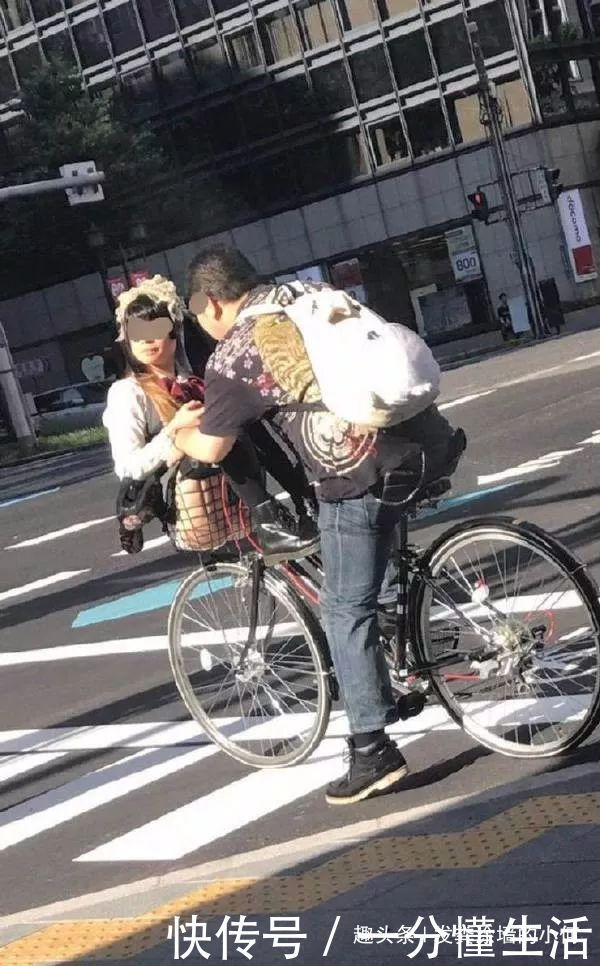 不正经|书是正经书，教室正不正经不知道了