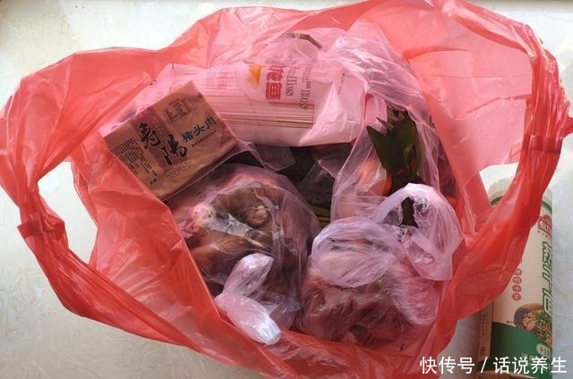 时期|特殊时期我家从不囤货,足不出户买一大包食材,看看都有啥
