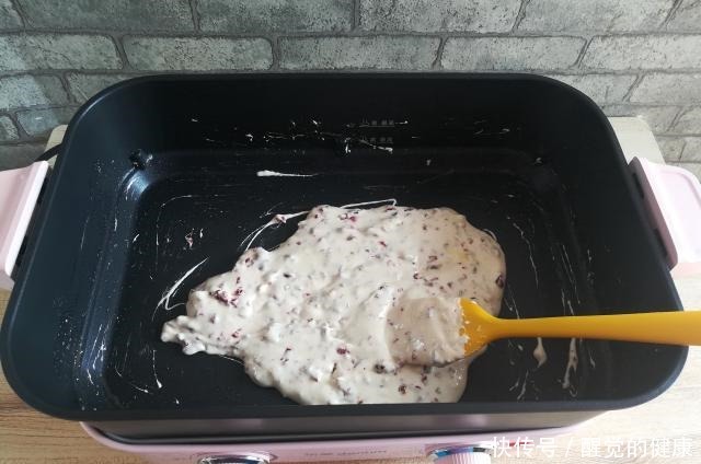 蔓越莓|它比牛轧糖好吃,比雪花酥简单,平底锅10分钟做一堆,百吃不厌