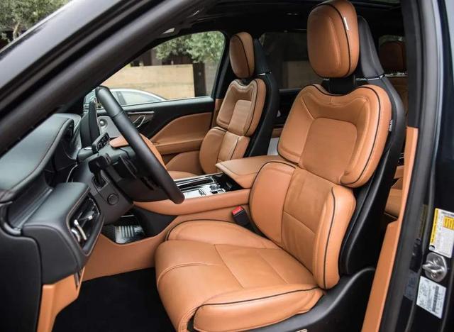 长轴距|一家人出行新选择,3025mm超长轴距,2022mm宽体车身,50.98w起