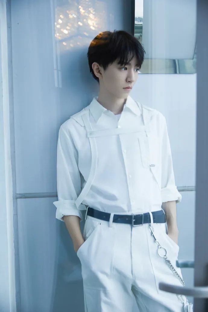 选手们|《我们的乐队》男选手被王俊凯圈粉!不仅猛夸颜值,还透露有体香