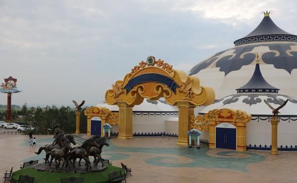 暑假|暑假带娃去哪玩中国马镇,避暑游玩约不约