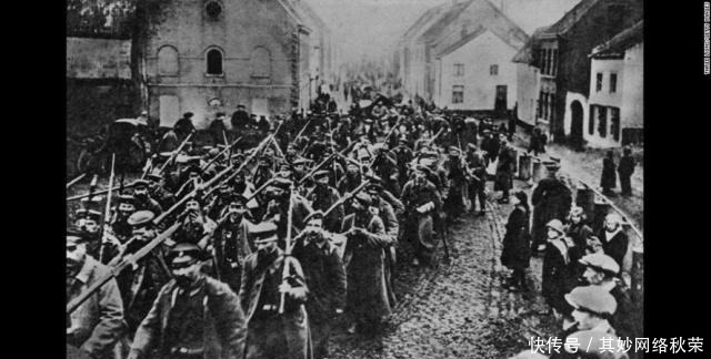 二战|百年前德国在法国签订投降协议结束一战，条约间接使德国发动二战