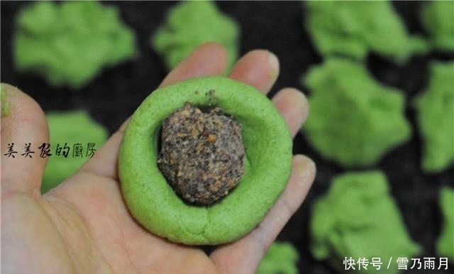 青团|想吃青团不要买啦!教你自己做,香甜软糯不粘牙,比买的还好吃!