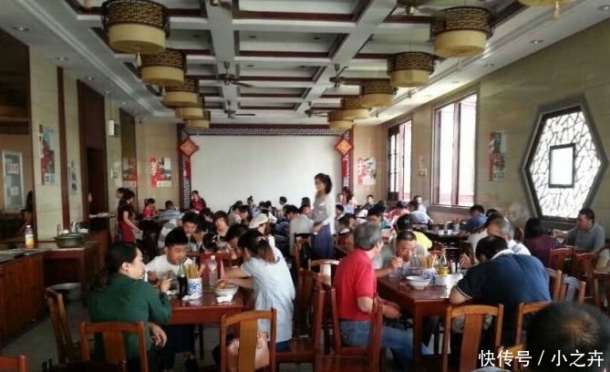 没错|黄磊的面馆生意爆红,粉丝一口气吃3大碗,结账时:没错吗