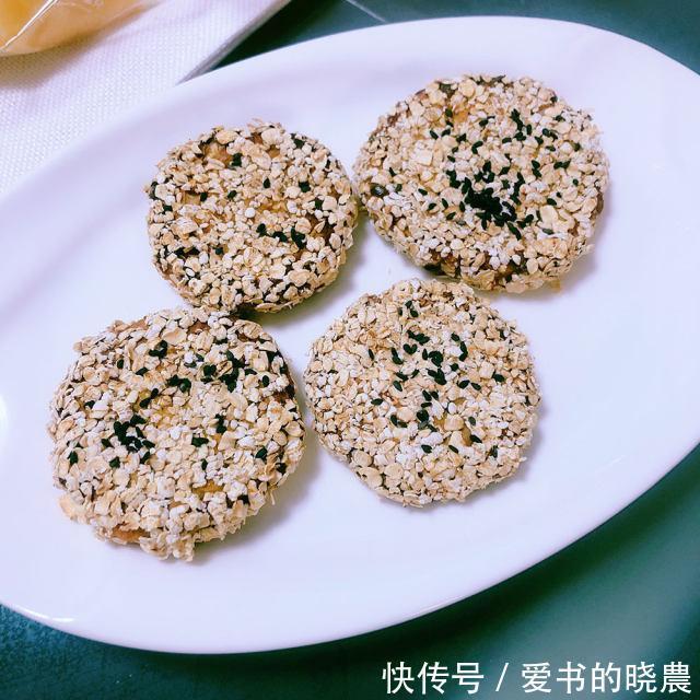 红薯|红薯玉米鸡肉饼,外脆里嫩,好吃又饱腹