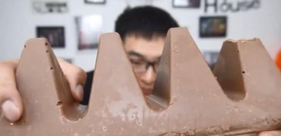 巧克力|网红挑战吃30斤的巧克力,最后却“翻车”了吃不了改成喝