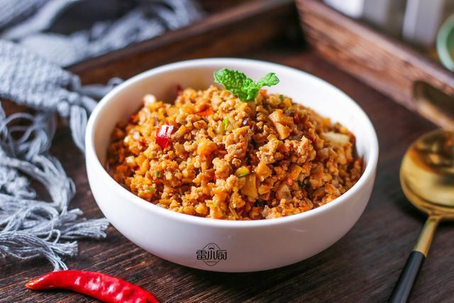  冬天|冬天最爱这个菜，我家经常做，简单方便，喷香下饭，每次做不够吃