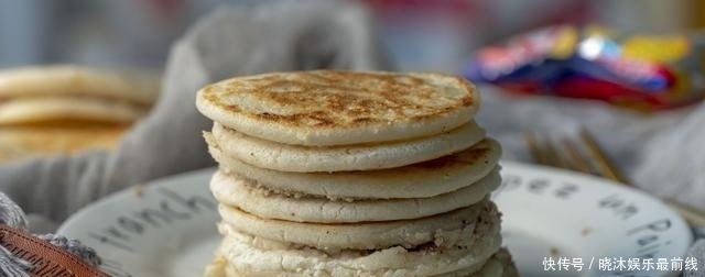  筷子|1碗糯米粉，一杯牛奶，筷子搅一搅，软糯香甜，3斤糯米粉不够吃