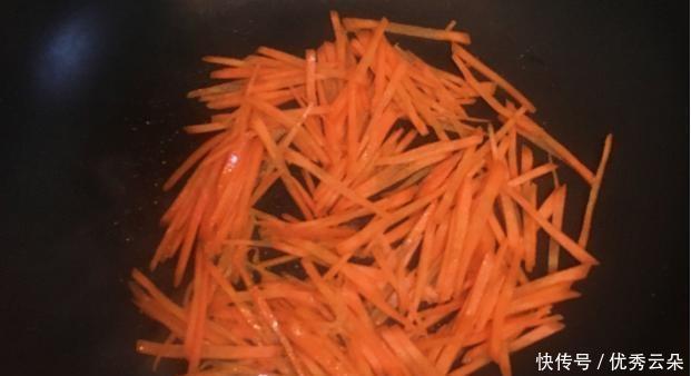 肉丝|夏天给孩子吃这道菜,一斤等于18个鸡蛋,12杯牛奶,吃得健康