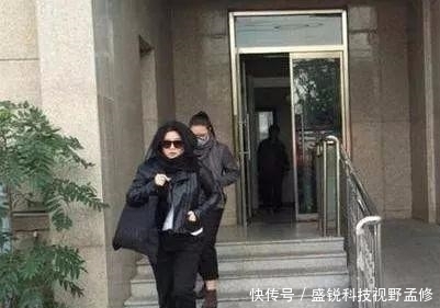 感情|64岁的张铁林:曾有7段感情3个孩子,为何如今仍未婚?