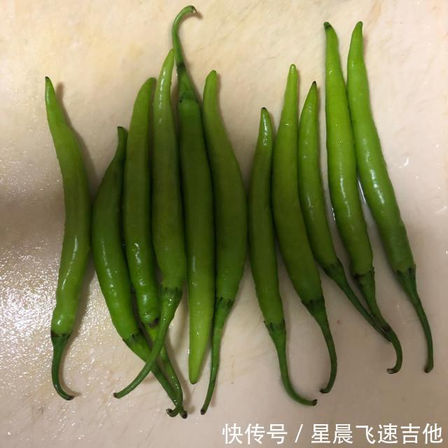 香辣|辣炒鸡心,香辣美味,下酒下饭