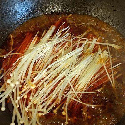  金菇|麻辣金菇牛百叶小火锅