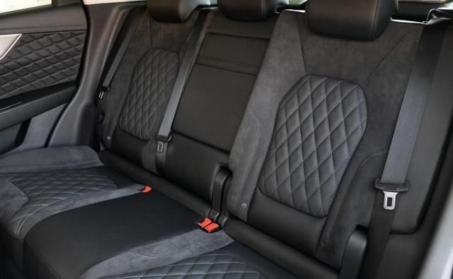  配带|豪车中的性价王全系20T，低配带BOSS音响，18万起好评一片