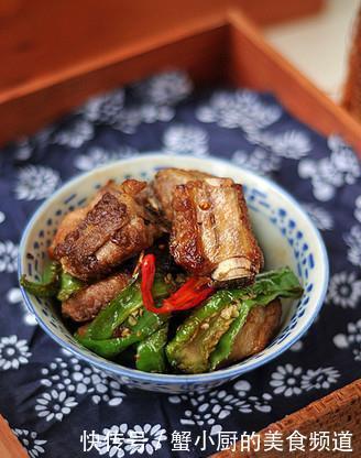 下饭|不尝尝实在可惜的家常菜!香辣酸甜的口感,开胃又解腻,真下饭!