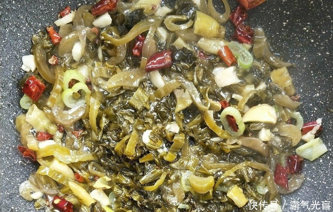 适量|在家做酸菜鱼,酸香有味,汤也可以喝,配米饭正好