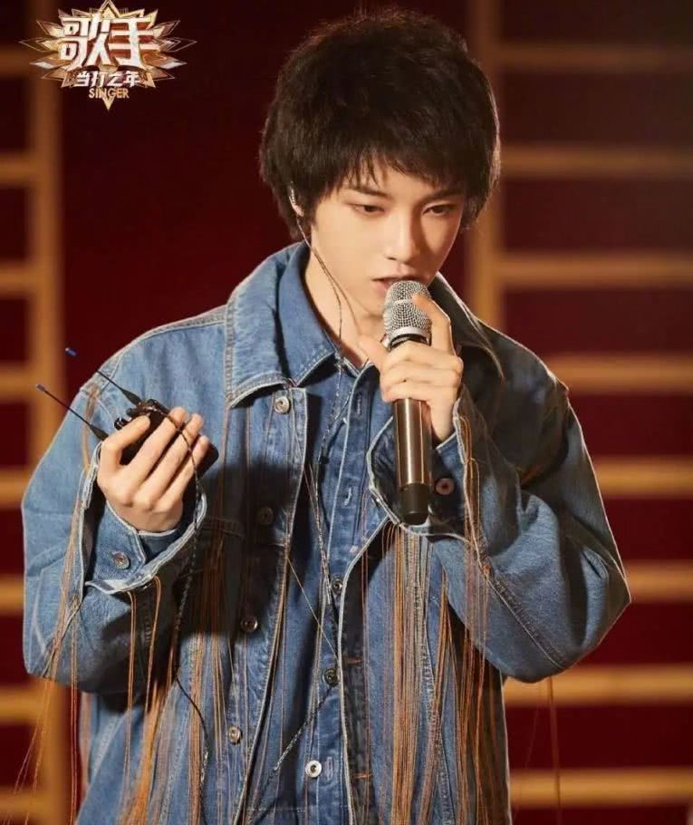 摘得|谁最有可能摘得这届《歌手当打之年》的总决赛歌王桂冠呢