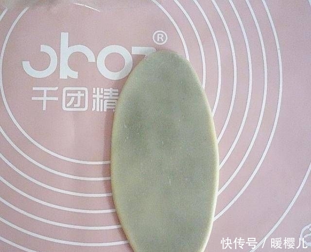 糕点|抹茶酥和我自己做的红曲糕点,不油腻