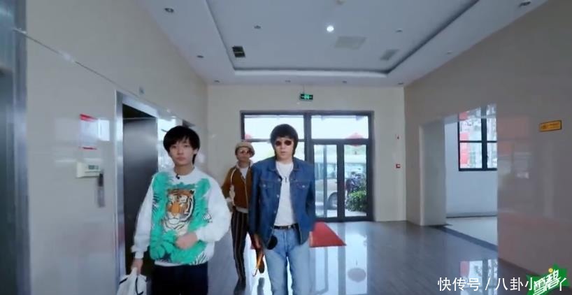 男团|男团、女团与乐队一锅炖,女团全员败退,这节目赛制公平吗