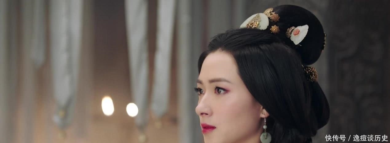 貌美|她貌美聪明,连克2任丈夫,无人敢娶,父亲请人占卜:只能嫁皇帝