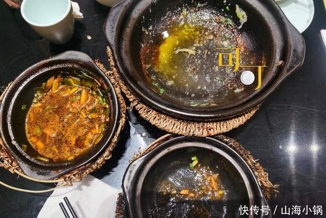 夫妻俩|夫妻俩花98元钱吃了三个干锅,你看值不值,我们都光盘了