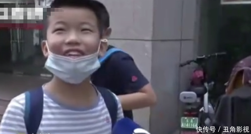 卧室|父亲要在卧室装摄像头，孩子报警称隐私被侵犯，父亲反问：你有多少隐私？