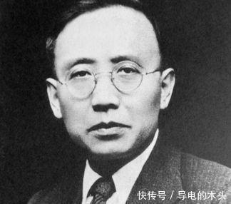 简直|郭沫若骂鲁迅四个字,鲁迅多加一个字回骂,简直就是郭沫若的一生!